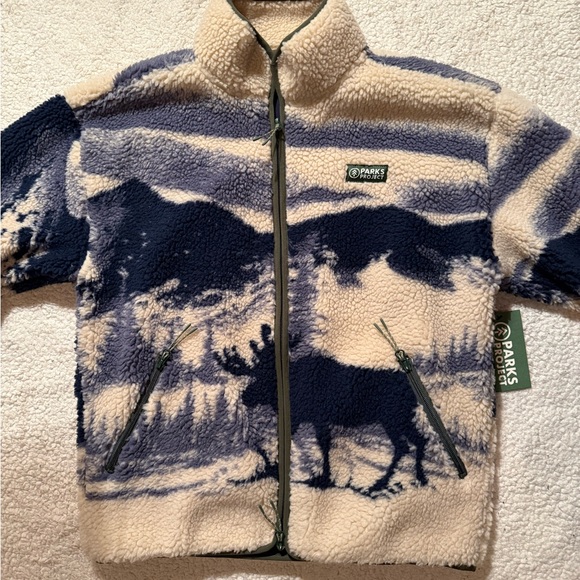 Parks Project Fleece Moose Print - Picture 2 of 6